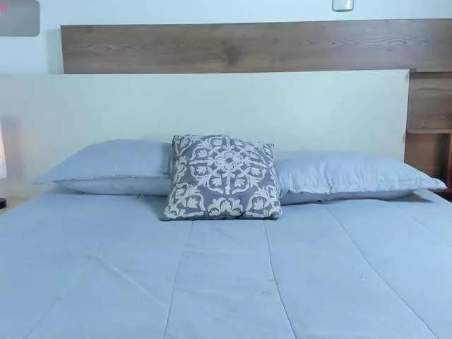 Offline -fullmoon on BongaCams