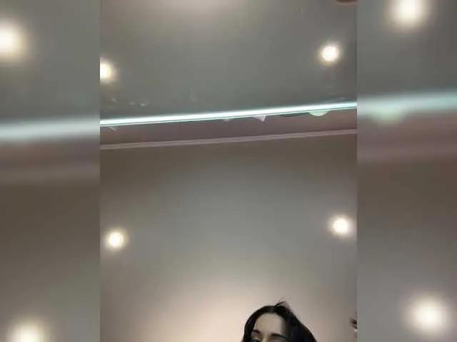 Offline Adel9 on BongaCams