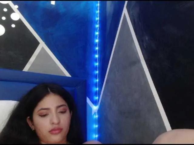 Offline Alanaa-sweety2 on BongaCams