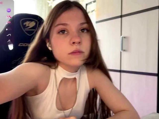 Offline AleidaTeman on BongaCams