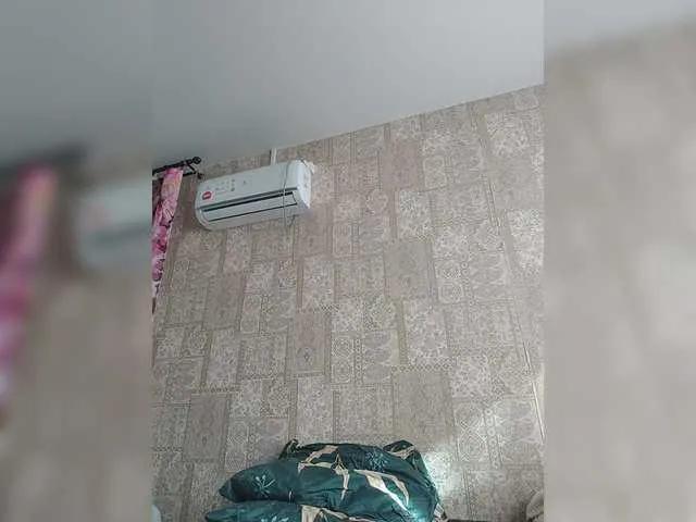 Freechat Alena61 on BongaCams