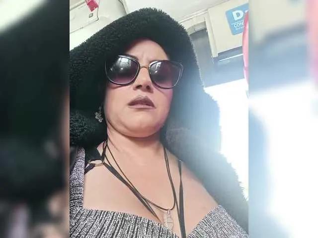 Offline AlexaBrown12 on BongaCams