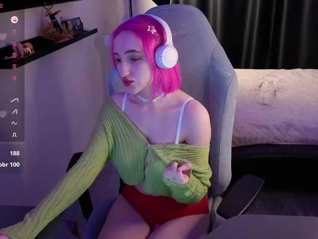 Offline Alice-World8 on BongaCams