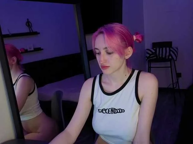 Offline Alice-World8 on BongaCams