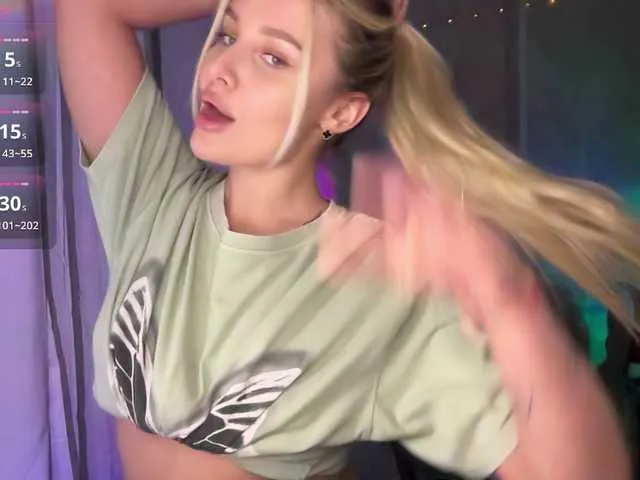 Offline Alicemiumur on BongaCams