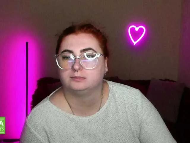 Offline Aliciaredluv on BongaCams