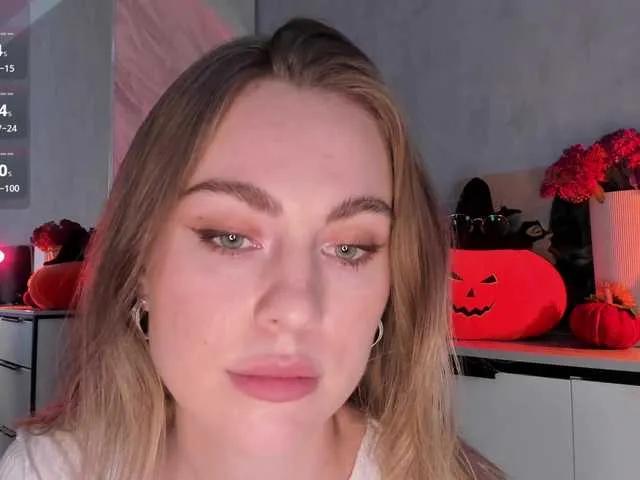 Freechat AlisaClark on BongaCams