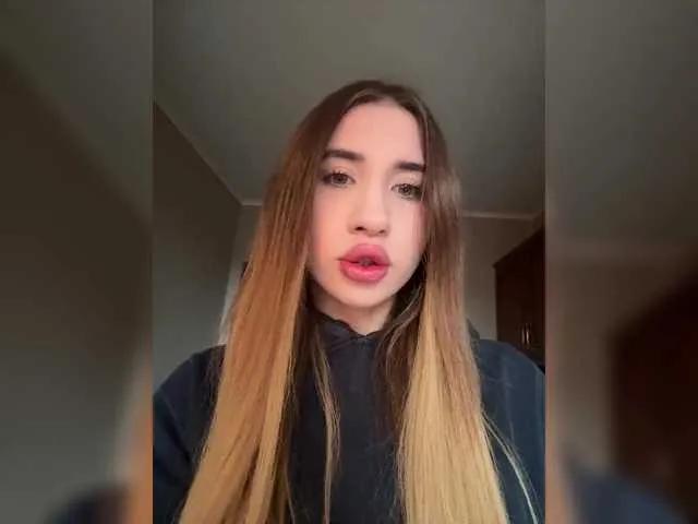 Freechat alizii on BongaCams