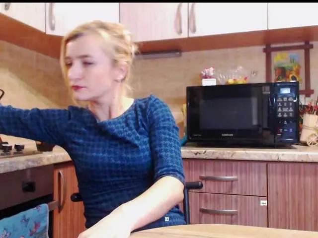 Offline alya555 on BongaCams