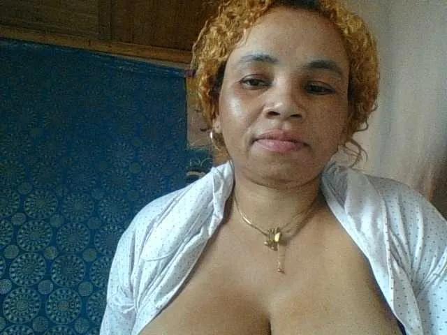 Freechat Amanah on BongaCams