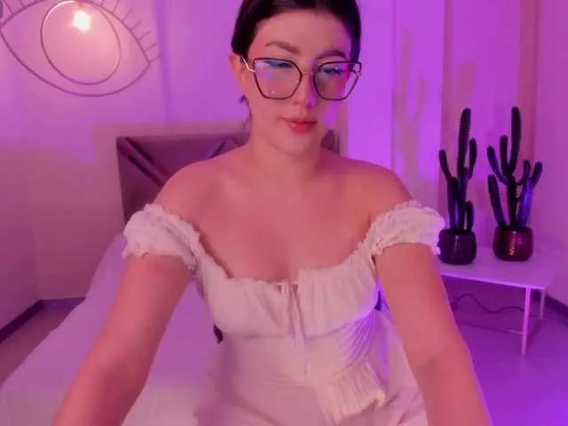 Offline AmberFarrell on BongaCams