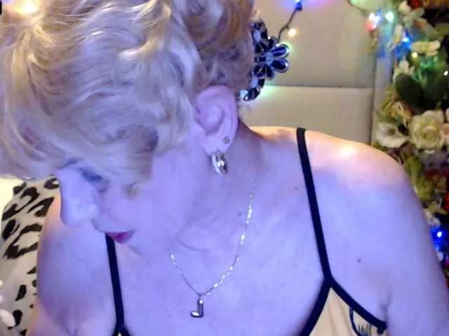 Offline ANGELGRANNY on BongaCams
