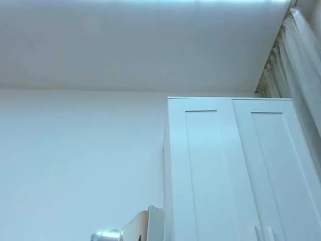 Offline Anyssia on BongaCams