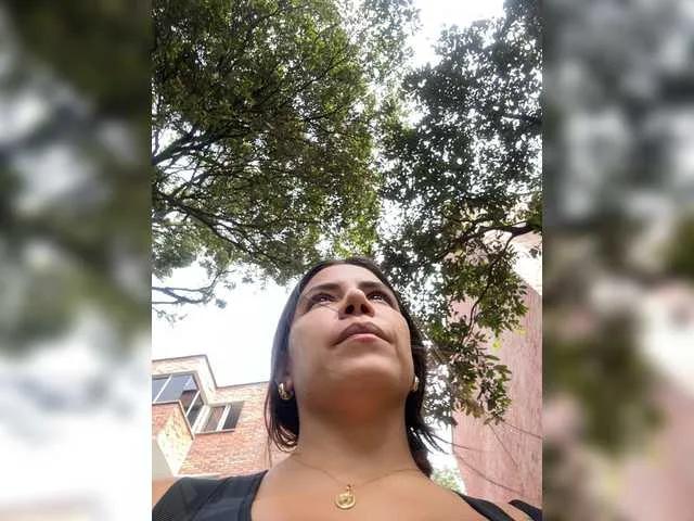 Offline APRILHILL on BongaCams