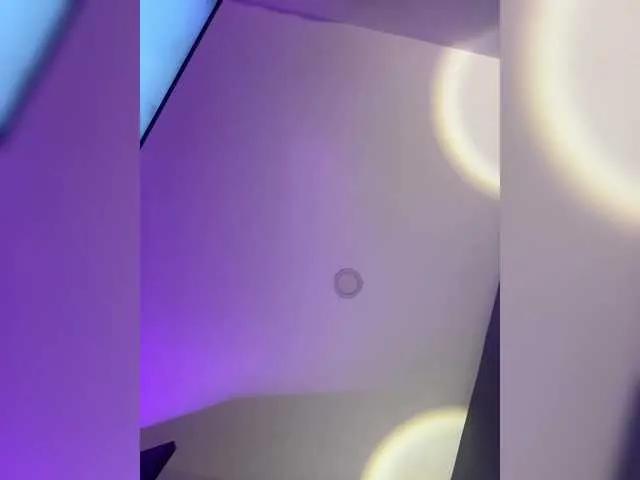 Offline ArannaMartine on BongaCams