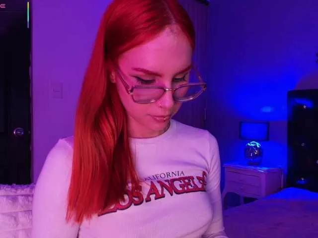 Offline ArannaMartine on BongaCams