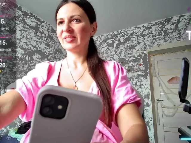 Offline AwesomeGirlll on BongaCams