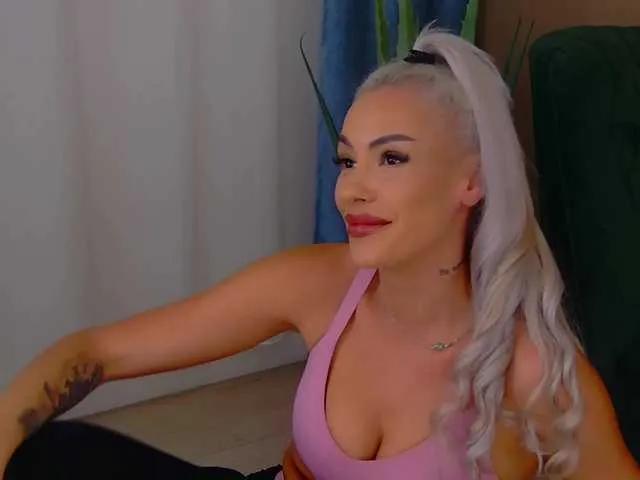 Offline BailleyRush on BongaCams