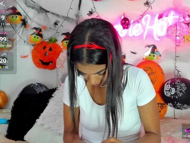 Offline BarbieHotLaura on BongaCams