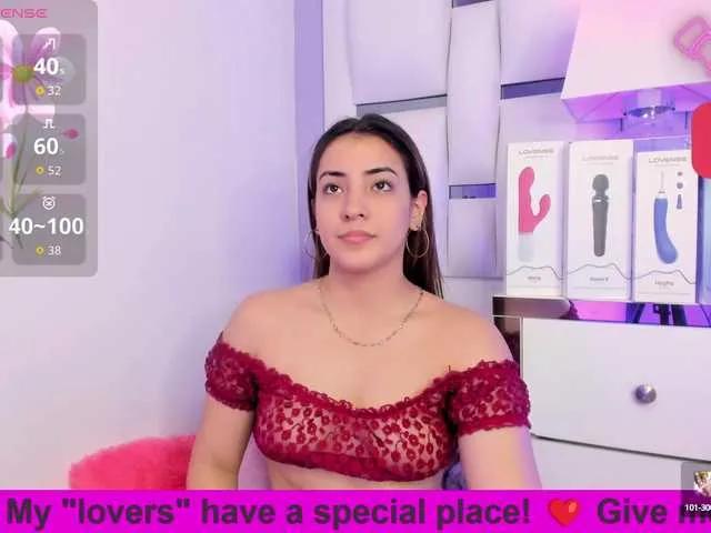 Offline BellaSaint on BongaCams