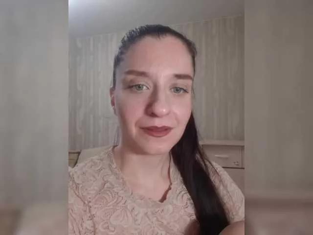 Offline BellaTasty on BongaCams