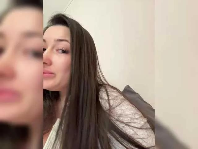 Offline BettyBoom13 on BongaCams