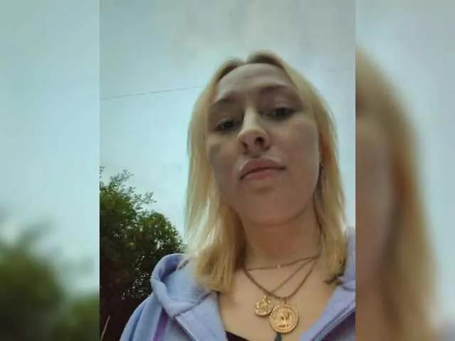 Offline Bobby-MiMi on BongaCams