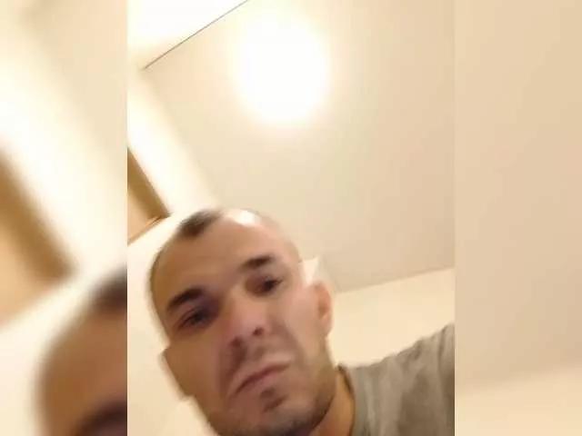 Offline BonnieandClyde1008love on BongaCams