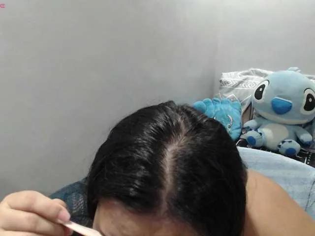 Freechat BubbleButtPinay on BongaCams