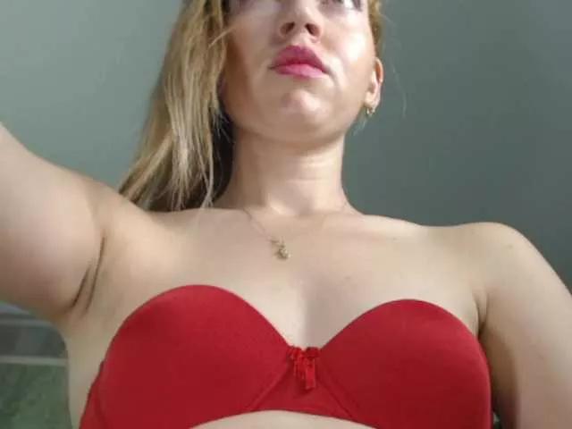 Offline candylovet on BongaCams