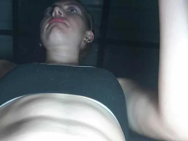 Offline candylovet on BongaCams