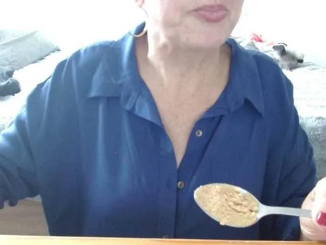 Offline canitas69 on BongaCams