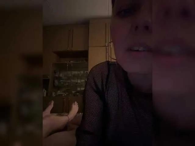 Offline Chemezoff on BongaCams