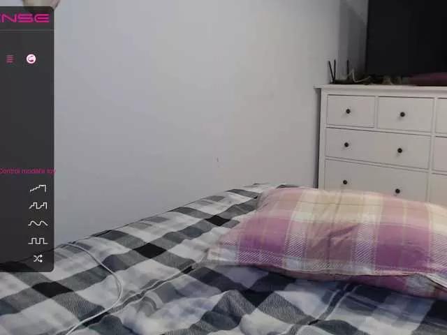 Offline Cherry-Tip on BongaCams