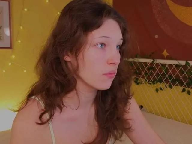 Offline CherryLea on BongaCams