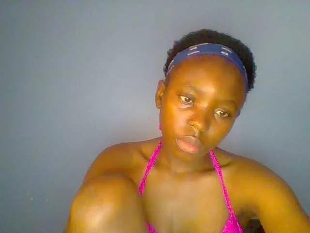 Freechat chocolate-brownie on BongaCams