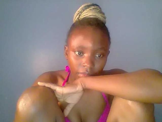 Freechat chocolate-brownie on BongaCams