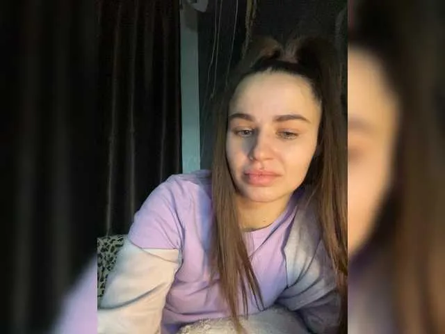 Offline ClaraxRose on BongaCams