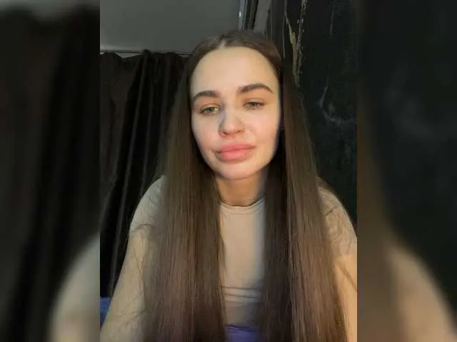 Offline ClaraxRose on BongaCams