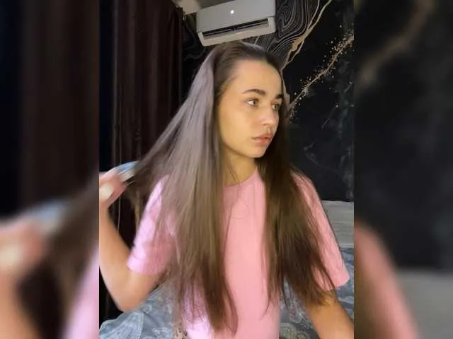 Offline ClaraxRose on BongaCams