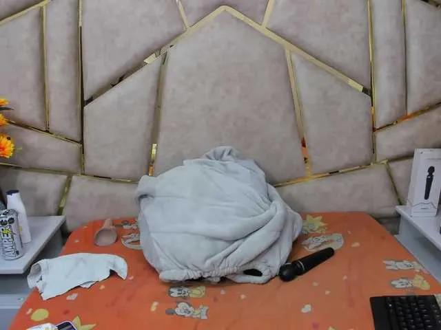 Offline Cloe-candy on BongaCams