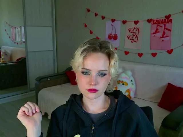 Offline Cool-Love on BongaCams