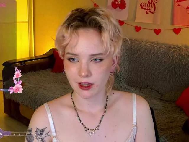 Offline Cool-Love on BongaCams