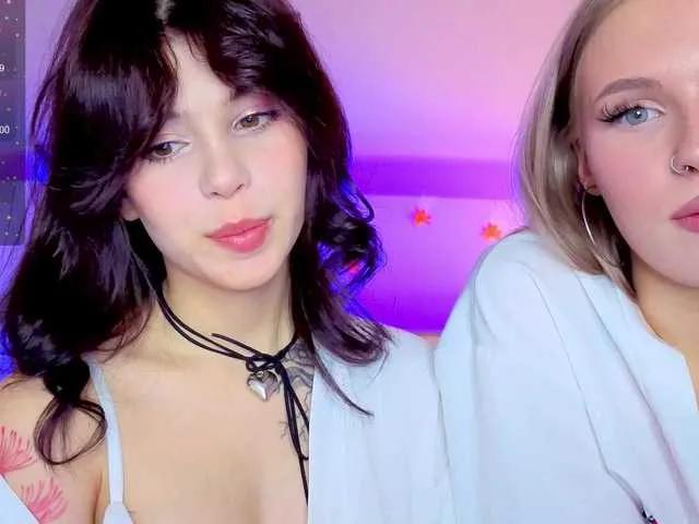 Freechat CoralineJones on BongaCams