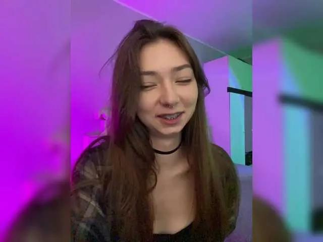 Offline CrazyAleona on BongaCams