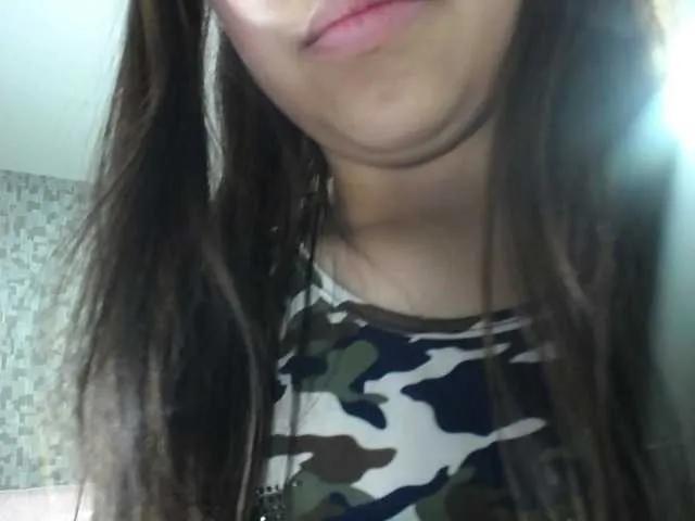 Freechat CrisstalPink on BongaCams