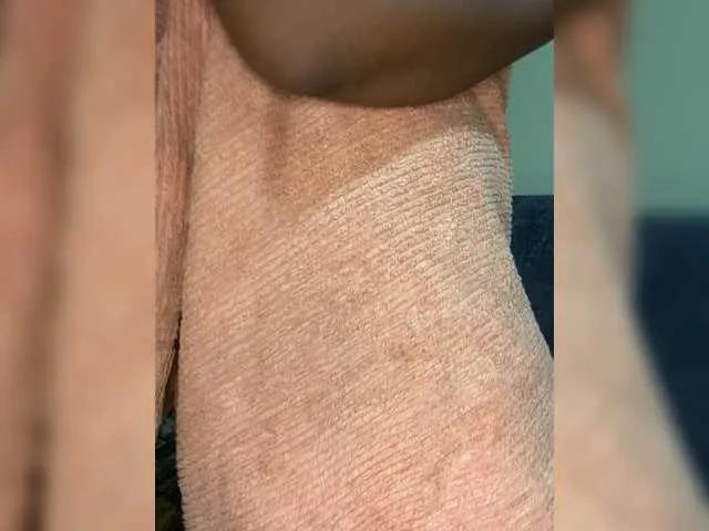 Freechat Curvy-maxy9 on BongaCams