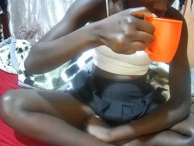 Freechat cute-letty on BongaCams