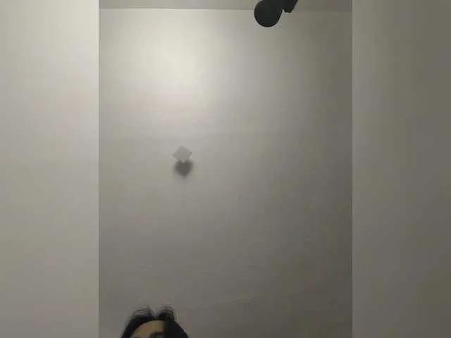 Offline Cutieass69 on BongaCams