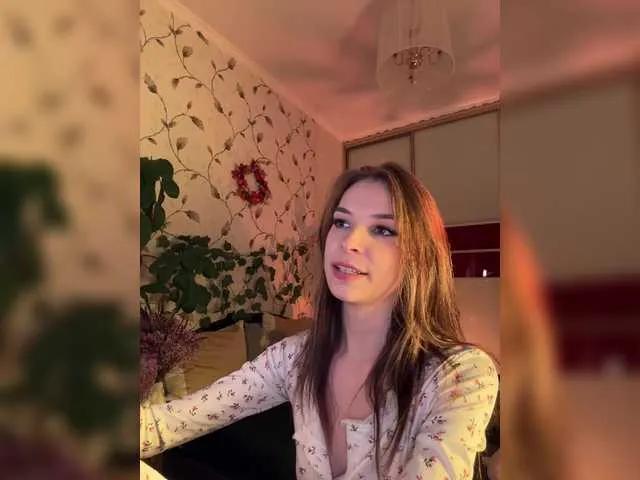 Freechat CutieDollBC on BongaCams